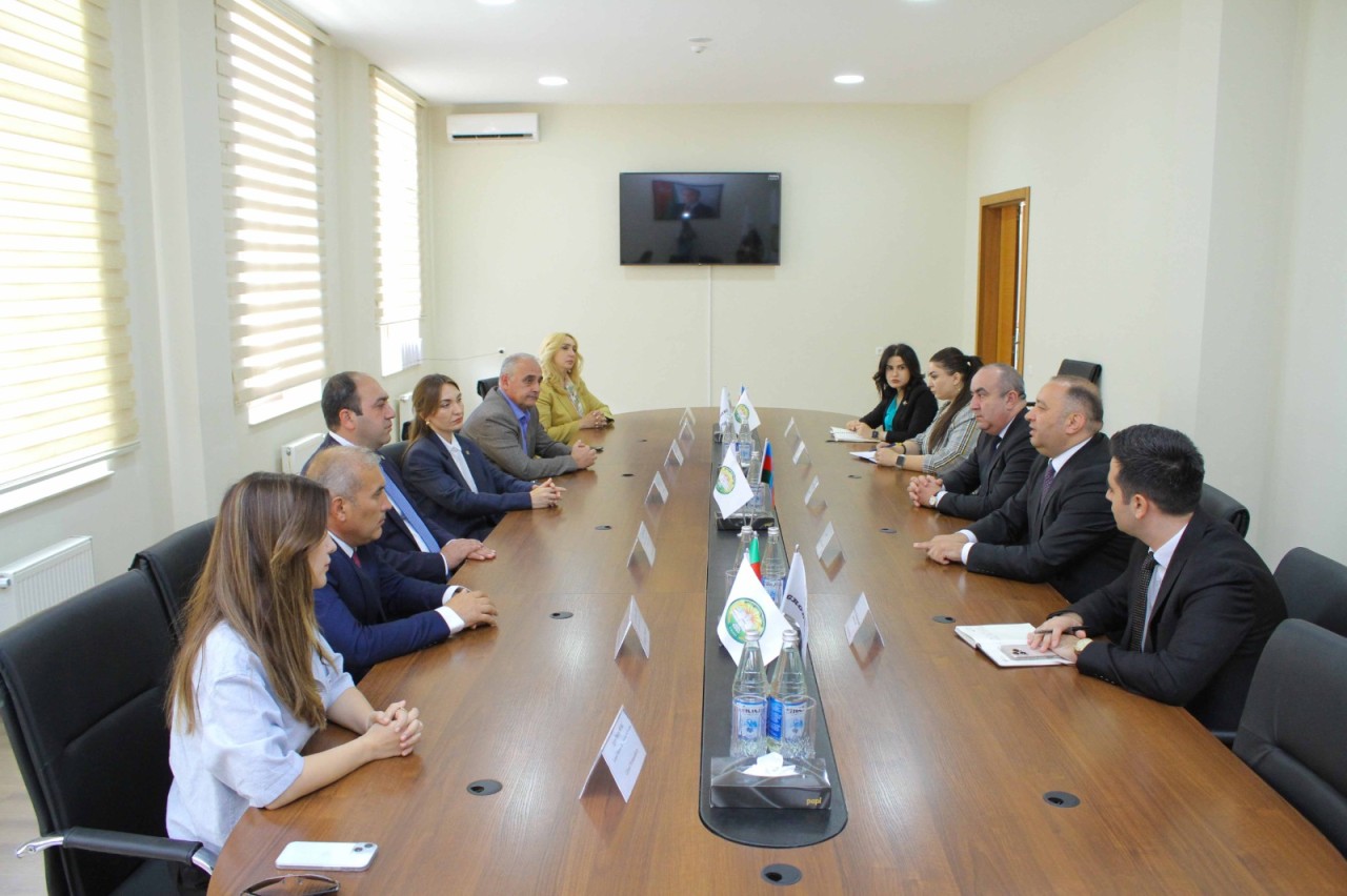 ADAU ilə “Agro Dairy” arasında əməkdaşlıq əlaqələri genişləndirilir - FOTOLAR